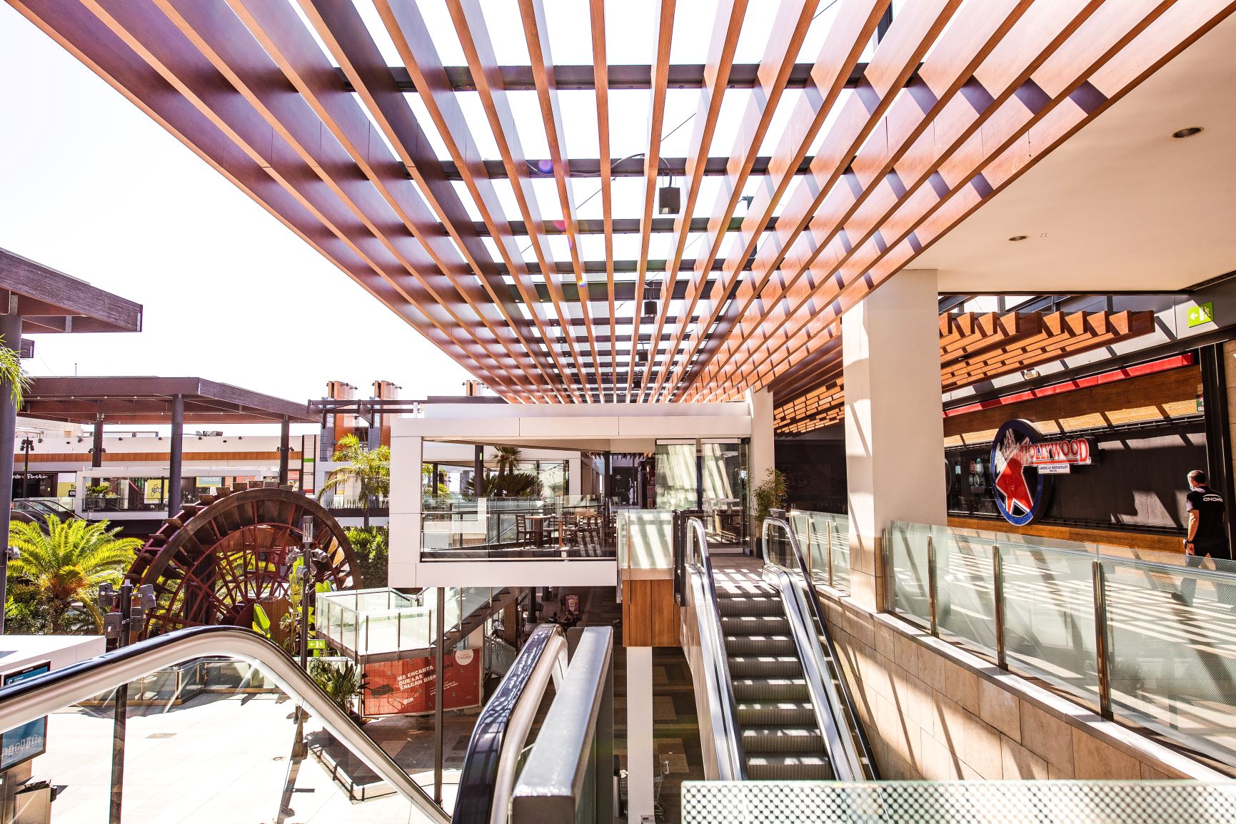Centro Comercial Thader